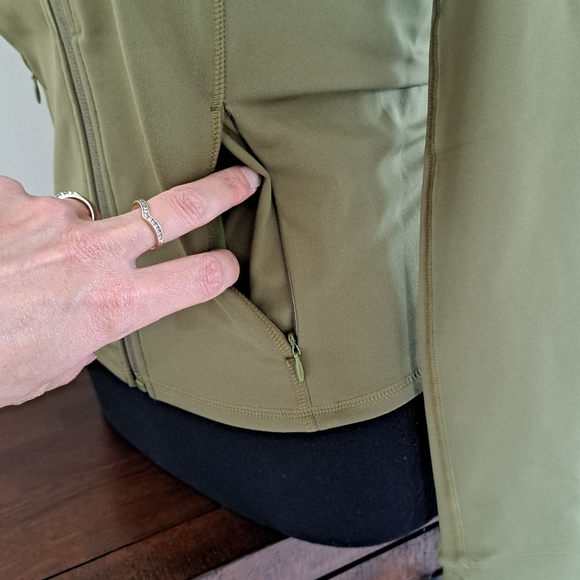 Oner Active Timeless Jacket Olive Green  Activewear Zip Front Top - Picture 8 of 15